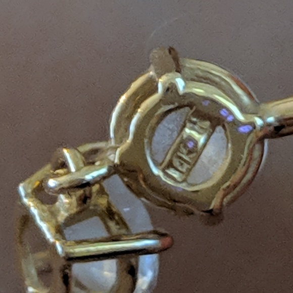 14 Kt gold belly button ring - Picture 3 of 6